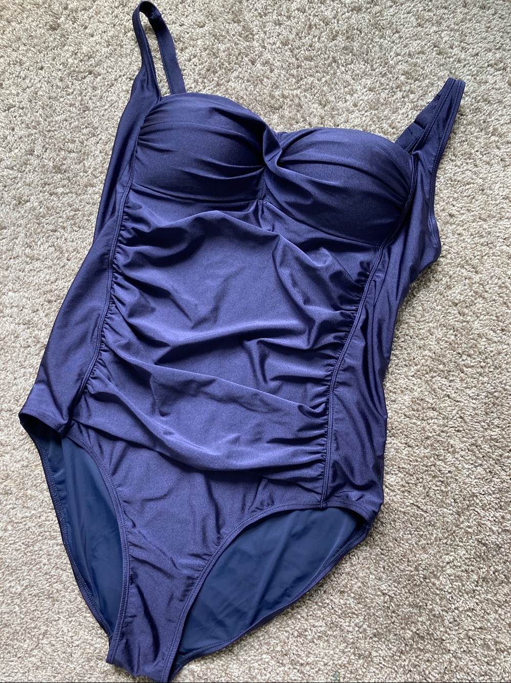 Betsey Johnson Ruched One piece twist front sweetheart neckline Swimsuit sz 2X